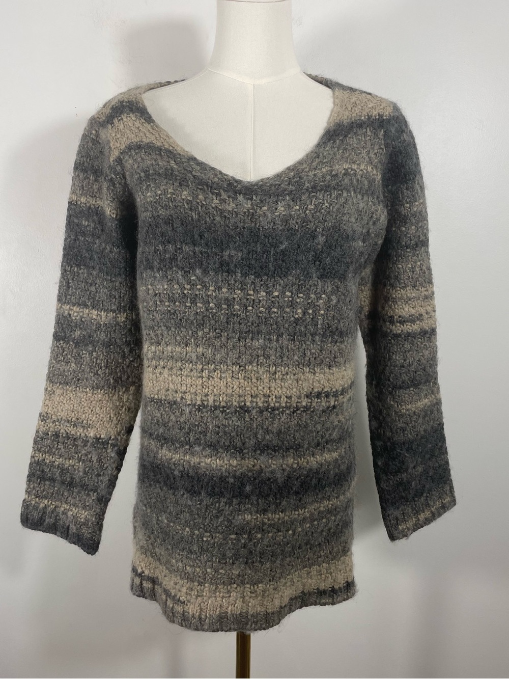 Elsamanda Made in Italy V Neck Gray & Beige Wool Blend Sweater Size M
